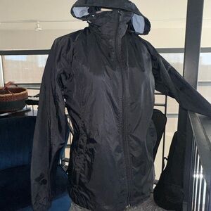 Columbia Rain jacket Jet Black packable hood like new S